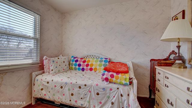 12 Cavan Lane, Hazlet, NJ 07730