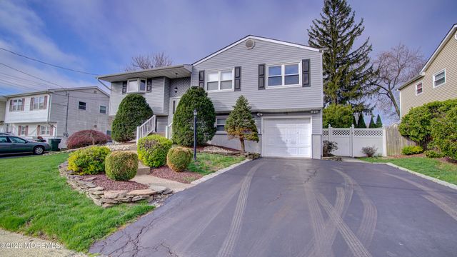 12 Cavan Lane, Hazlet, NJ 07730