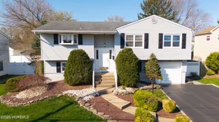 12 Cavan Lane, Hazlet, NJ 07730