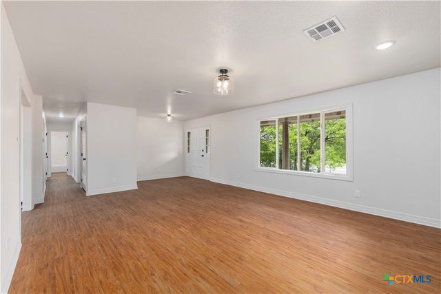 585 Fm 2412, Gatesville, TX 76528