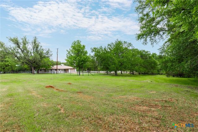 585 Fm 2412, Gatesville, TX 76528