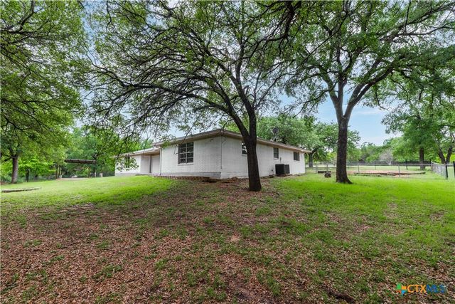 585 Fm 2412, Gatesville, TX 76528