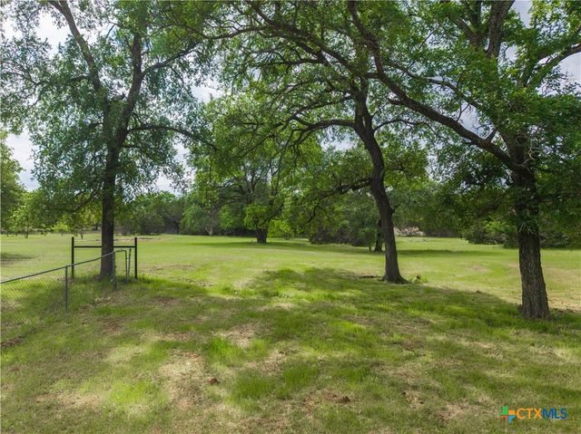 585 Fm 2412, Gatesville, TX 76528