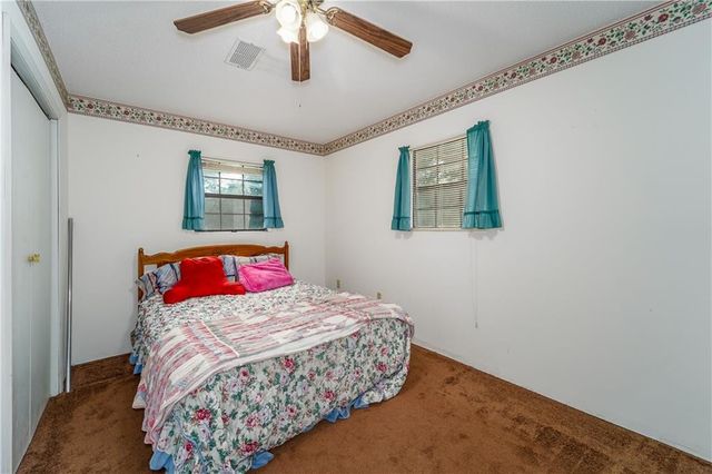 43 Dixie Lane, Waycross, GA 31503