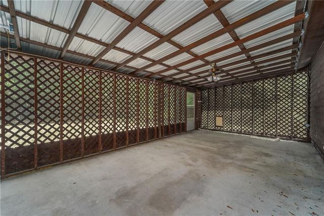 43 Dixie Lane, Waycross, GA 31503