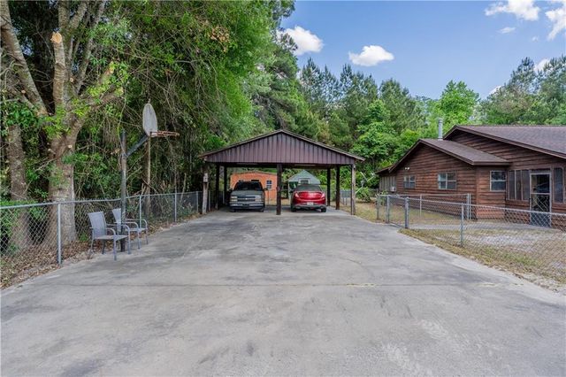 43 Dixie Lane, Waycross, GA 31503