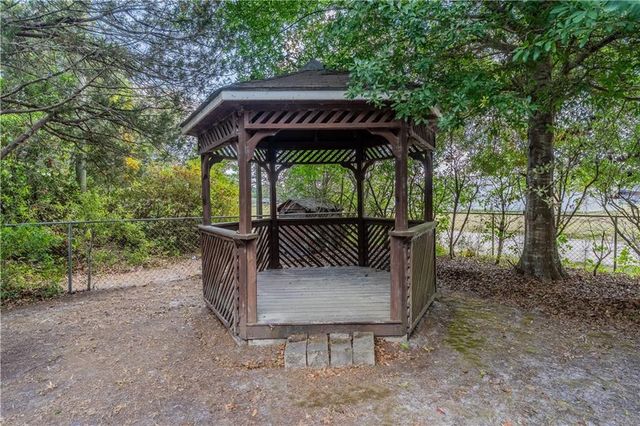 43 Dixie Lane, Waycross, GA 31503