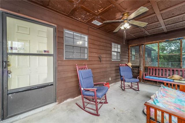 43 Dixie Lane, Waycross, GA 31503