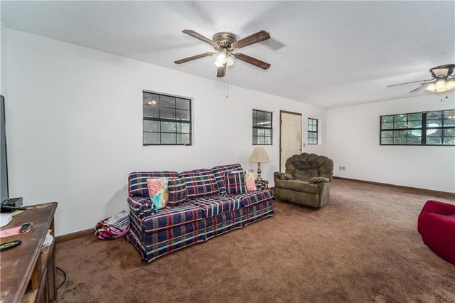 43 Dixie Lane, Waycross, GA 31503