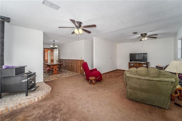 43 Dixie Lane, Waycross, GA 31503