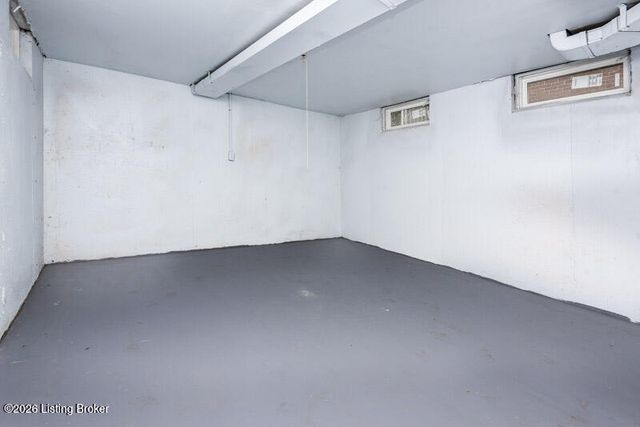 124 E Tenny Ave, Louisville, KY 40214