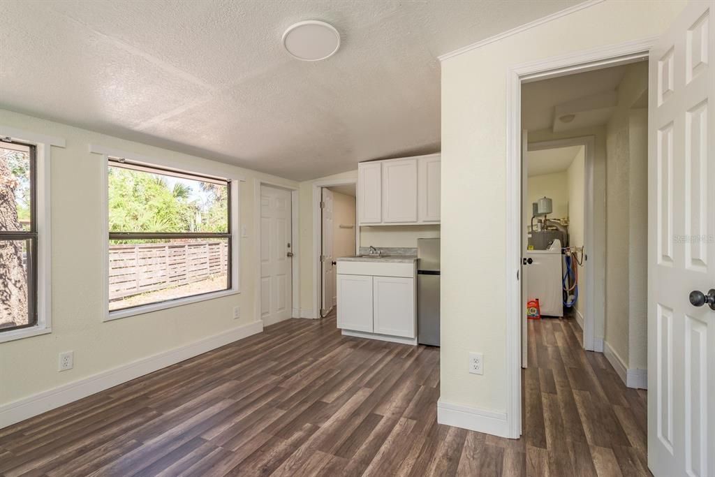 Image 19 of property listing at 8423 JACKSON SPRINGS ROAD, Tampa, FL 33615
