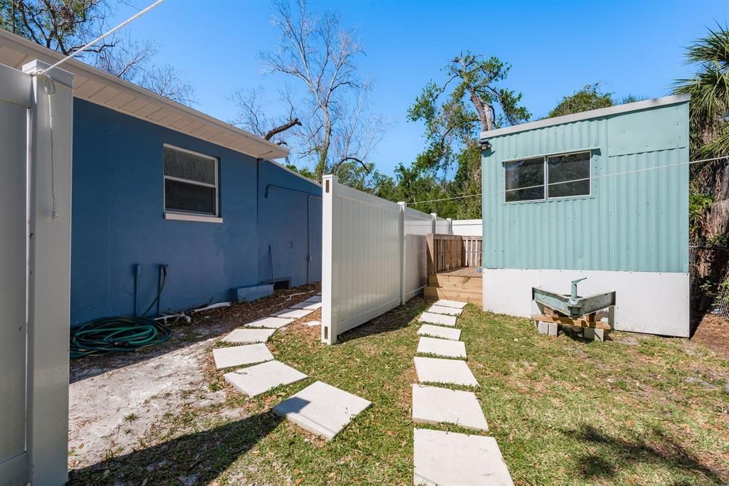 Image 24 of property listing at 8423 JACKSON SPRINGS ROAD, Tampa, FL 33615
