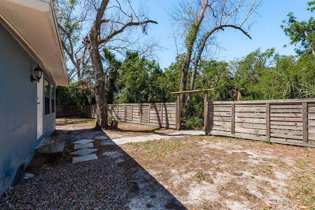 Image 30 of property listing at 8423 JACKSON SPRINGS ROAD, Tampa, FL 33615