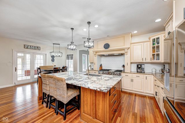 633 Foxboro Drive, Avon, IN 46123