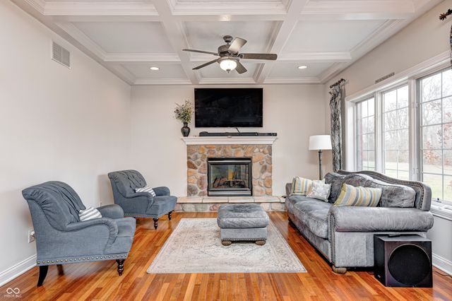 633 Foxboro Drive, Avon, IN 46123