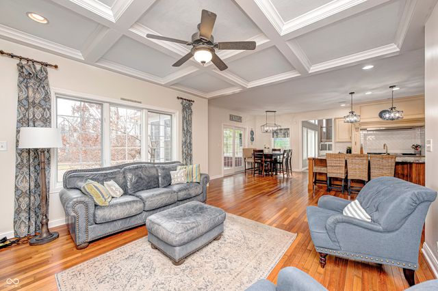 633 Foxboro Drive, Avon, IN 46123