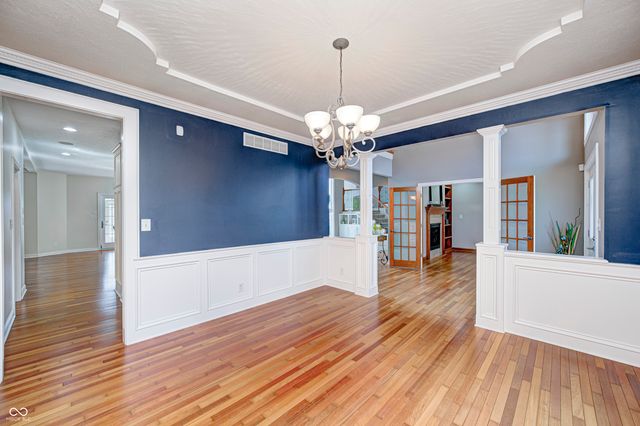 633 Foxboro Drive, Avon, IN 46123