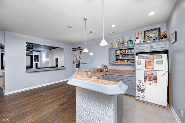 633 Foxboro Drive, Avon, IN 46123