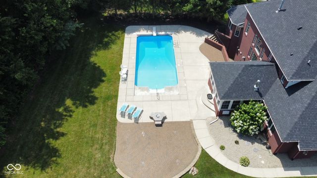 633 Foxboro Drive, Avon, IN 46123