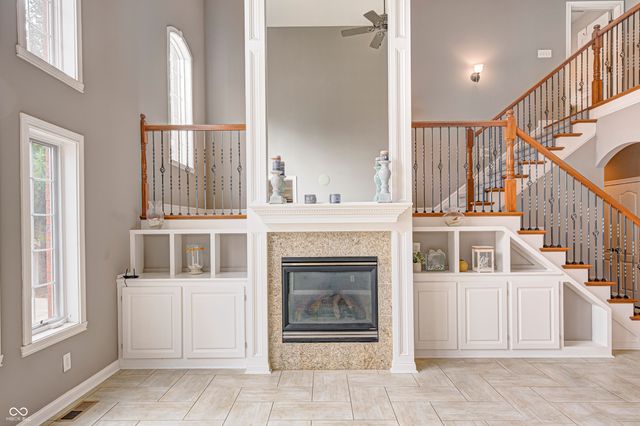 633 Foxboro Drive, Avon, IN 46123