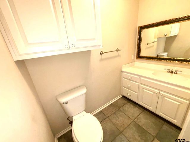 502 Ivey, Mineola, TX 75773