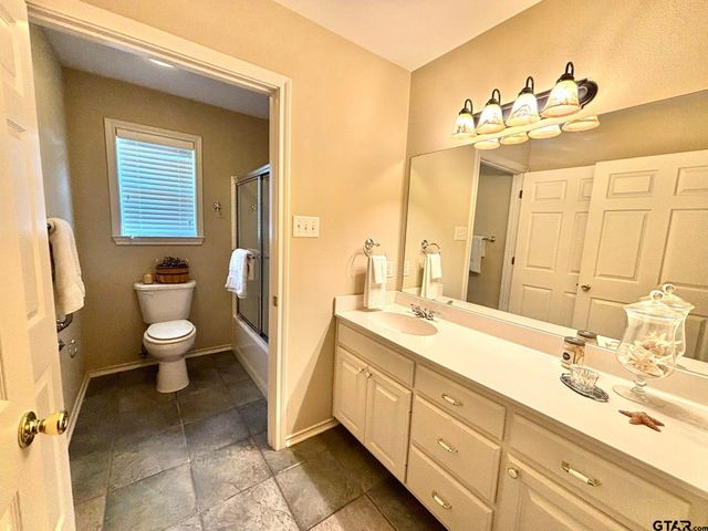 502 Ivey, Mineola, TX 75773