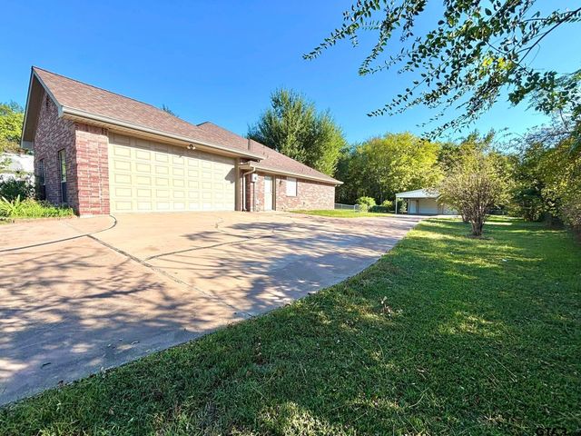 502 Ivey, Mineola, TX 75773
