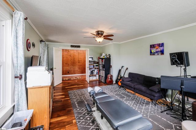 4961 221 Hwy S, Laurens, SC 29360