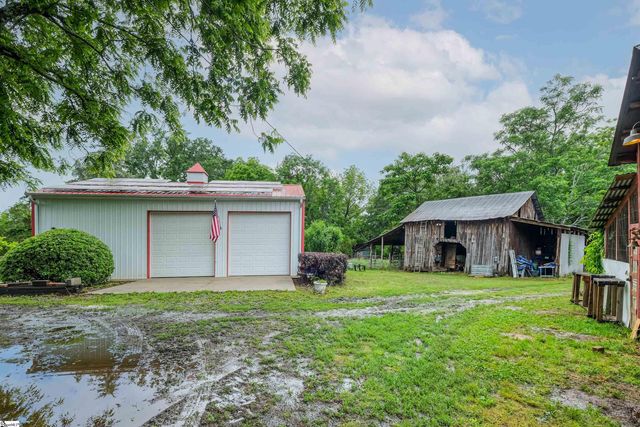 4961 221 Hwy S, Laurens, SC 29360