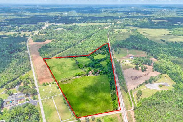 4961 221 Hwy S, Laurens, SC 29360