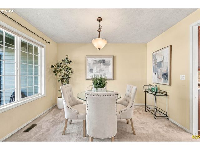 10240 Sw WASCO Way, Tualatin, OR 97062