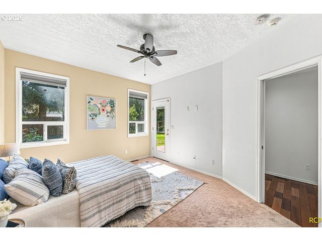 10240 Sw WASCO Way, Tualatin, OR 97062