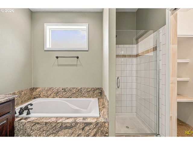 10240 Sw WASCO Way, Tualatin, OR 97062