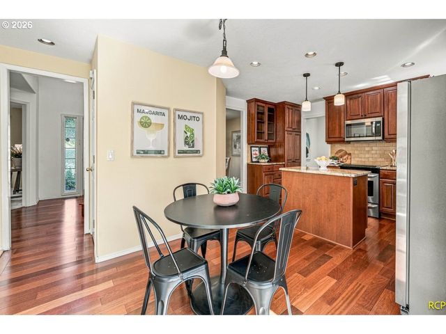 10240 Sw WASCO Way, Tualatin, OR 97062
