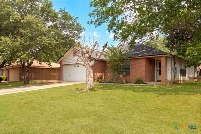 516 Denise Drive, New Braunfels, TX 78130