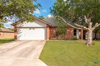 516 Denise Drive, New Braunfels, TX 78130