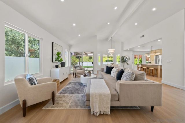 4742 Collinos Way, Oceanside, CA 92056