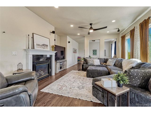 6923 Quiet Pond Pl, Colorado Springs, CO 80923