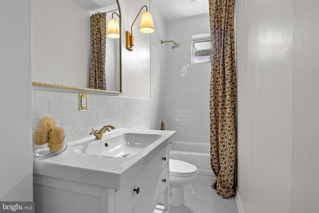 772 HARVARD ST NW, Washington, DC 20001