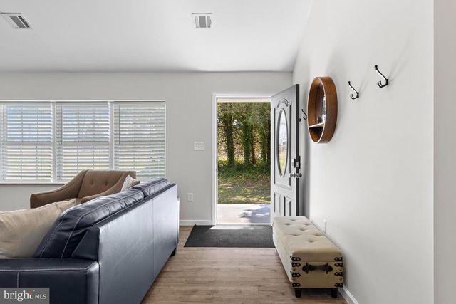 5711 ROUTE 9, Tuckerton, NJ 08087