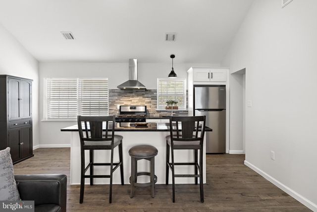 5711 ROUTE 9, Tuckerton, NJ 08087