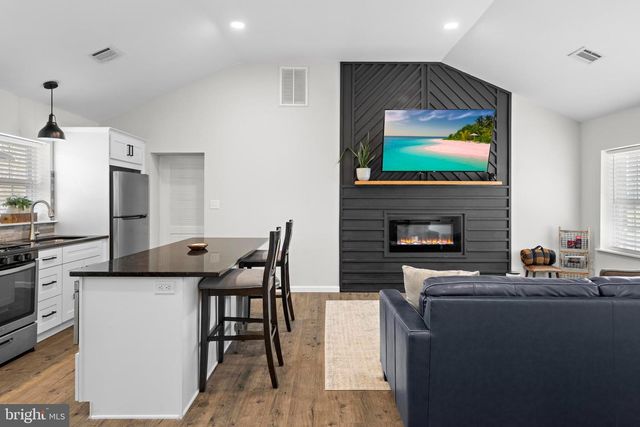 5711 ROUTE 9, Tuckerton, NJ 08087