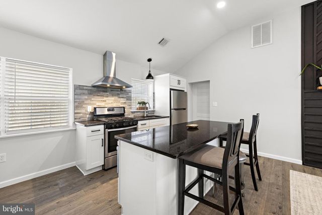 5711 ROUTE 9, Tuckerton, NJ 08087