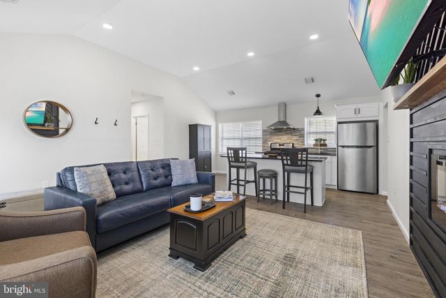 5711 ROUTE 9, Tuckerton, NJ 08087