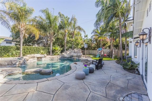 18684 Santa Ramona, Fountain Valley, CA 92708