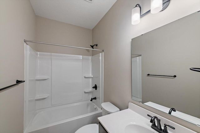 2358 Amici Drive, Covington, KY 41017