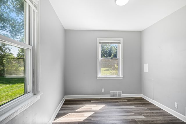 1725 E 158th Street, South Holland, IL 60473