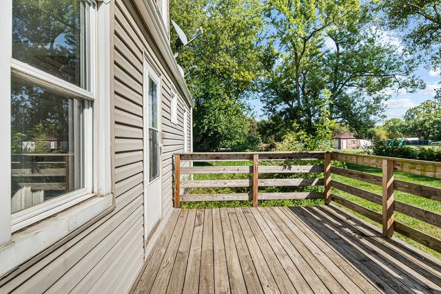 1725 E 158th Street, South Holland, IL 60473