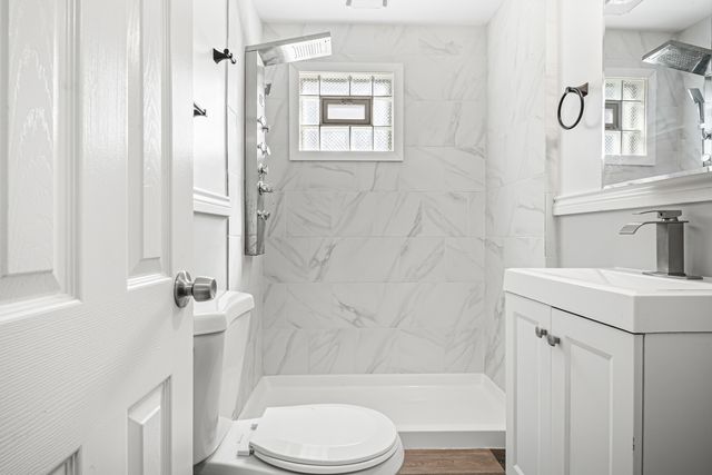 1725 E 158th Street, South Holland, IL 60473